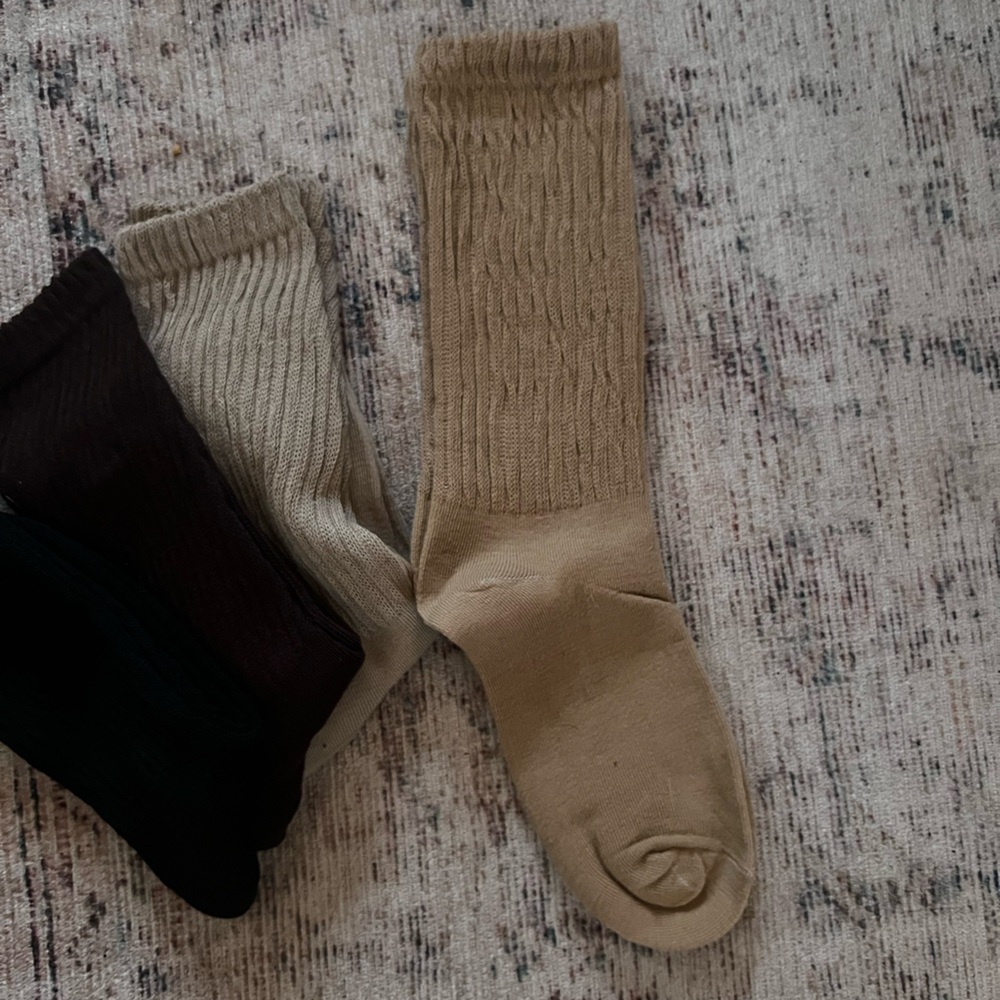 Women's Ribbed Knit Socks Set - Black, Brown, Tan - Picture 3 of 3